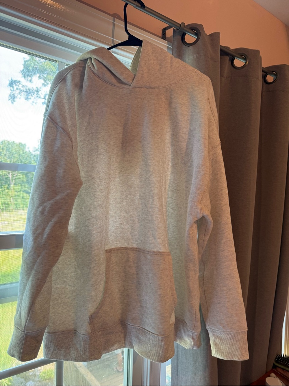Light Gray Hooded Pullover Sweatshirt